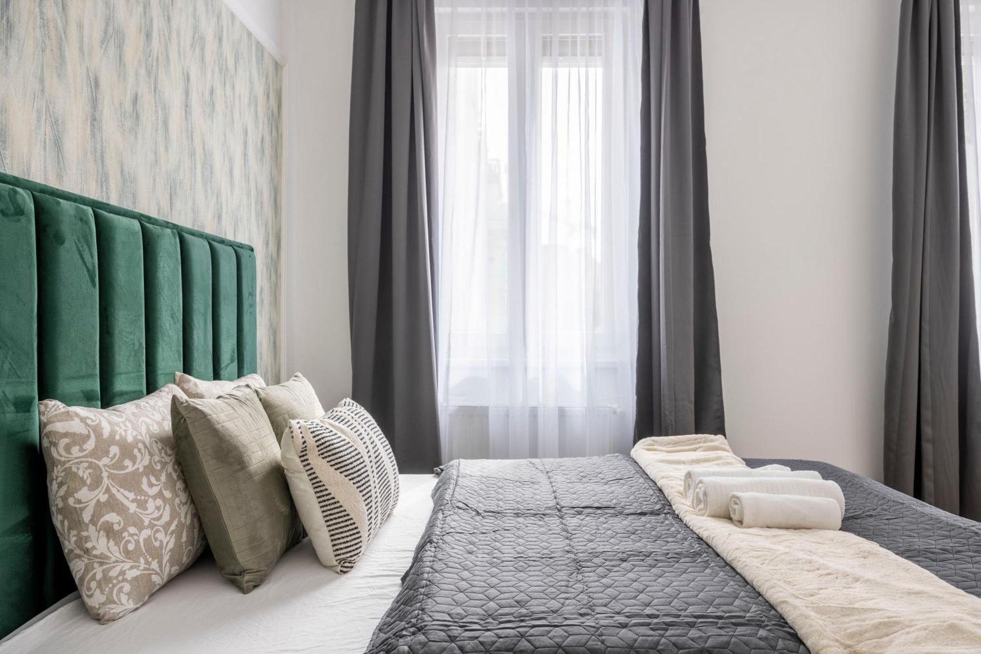 Luxy Central Spacious & Cozy Residence With Balcony Budapest Eksteriør bilde